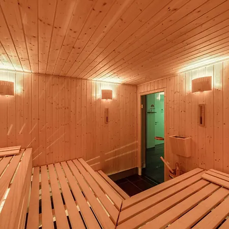 Waldkauz Mit Seeblick, Balkonterrasse & Sauna 아파트