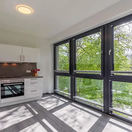 Tao-suite Mit Seeblick, Balkonterrasse & Sauna