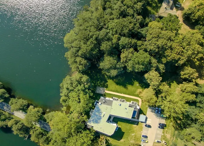 Tao-suite Mit Seeblick, Balkonterrasse & Sauna